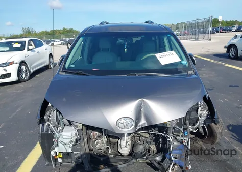 2011 Toyota Sienna Xle V6 из США, поврежденный, VIN 5TDYK3DC9BS117594